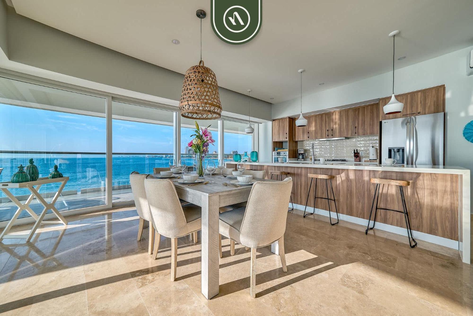 Luxury 4 Bedroom Right Next To The - Pools * Puerto Vallarta