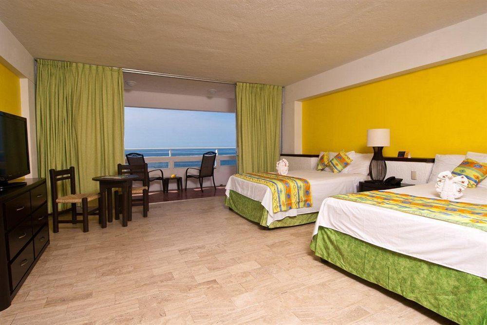 Hotel Delfin Puerto Vallarta