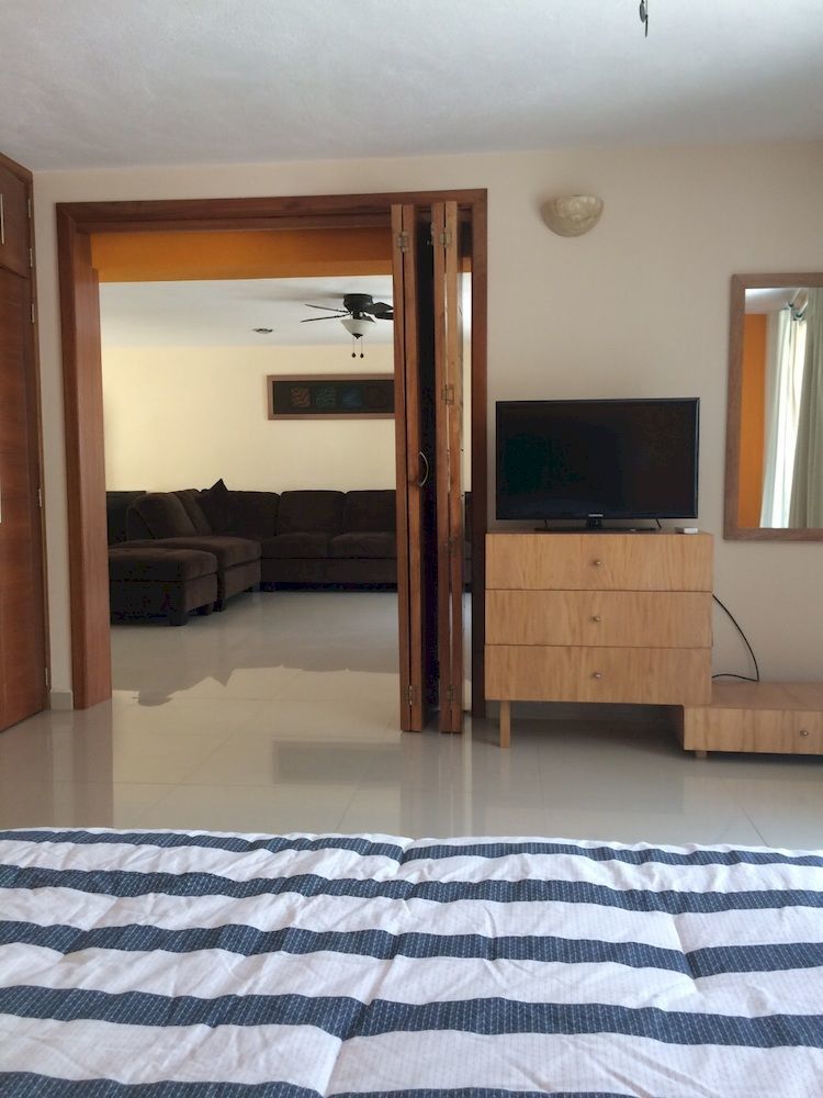 & Suites Malecon Sunset Apartahotel 3*