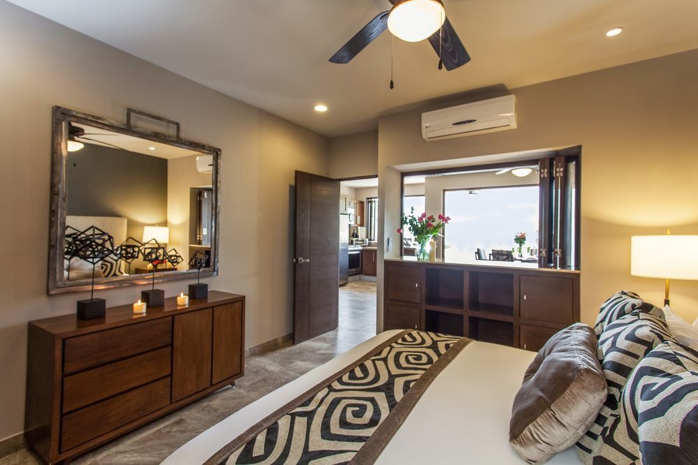 Pinnacle 220