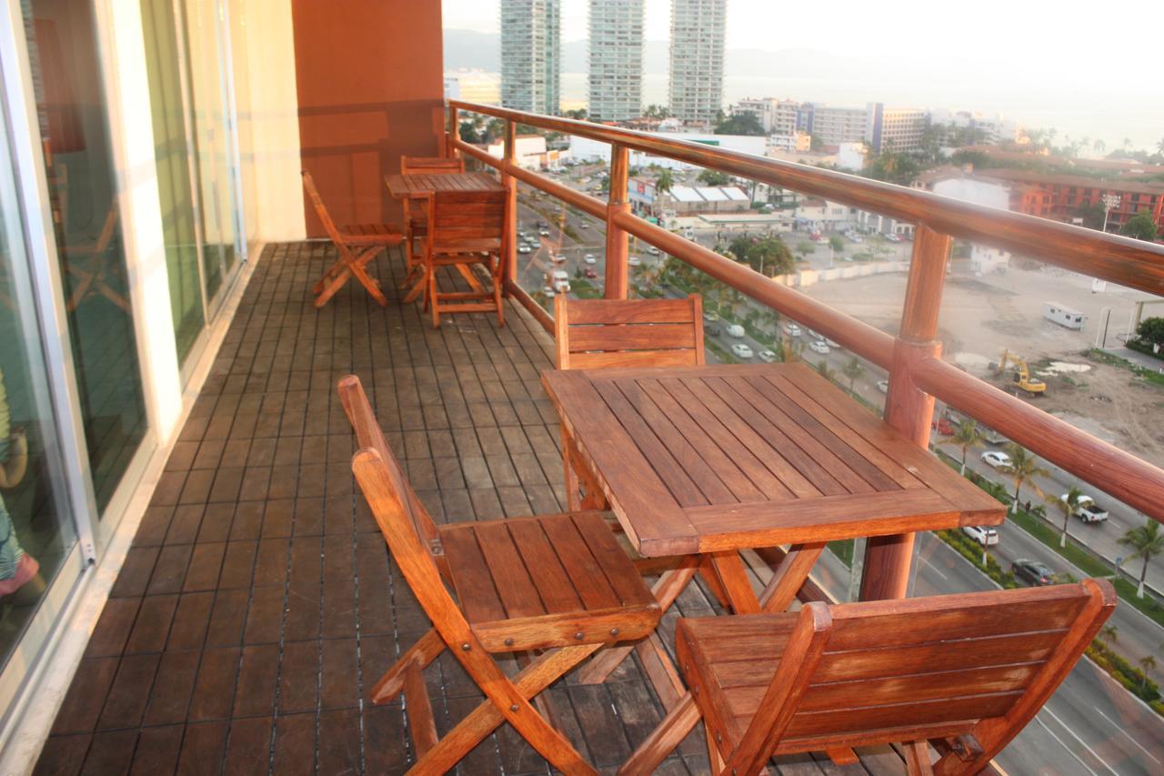 Ocean View Deck 12 Aparthotel Puerto Vallarta