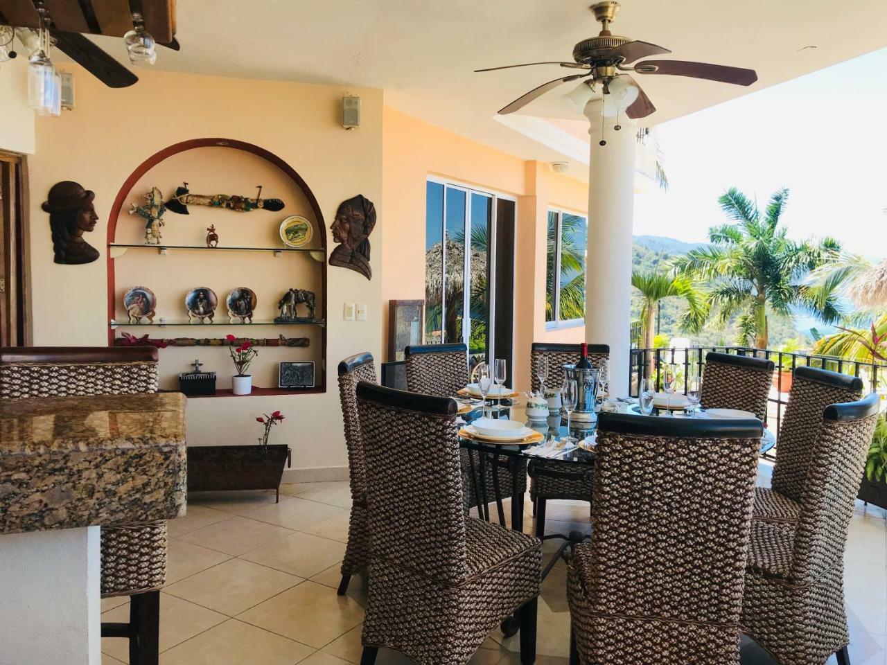 Casa Del Eclipse Villa *