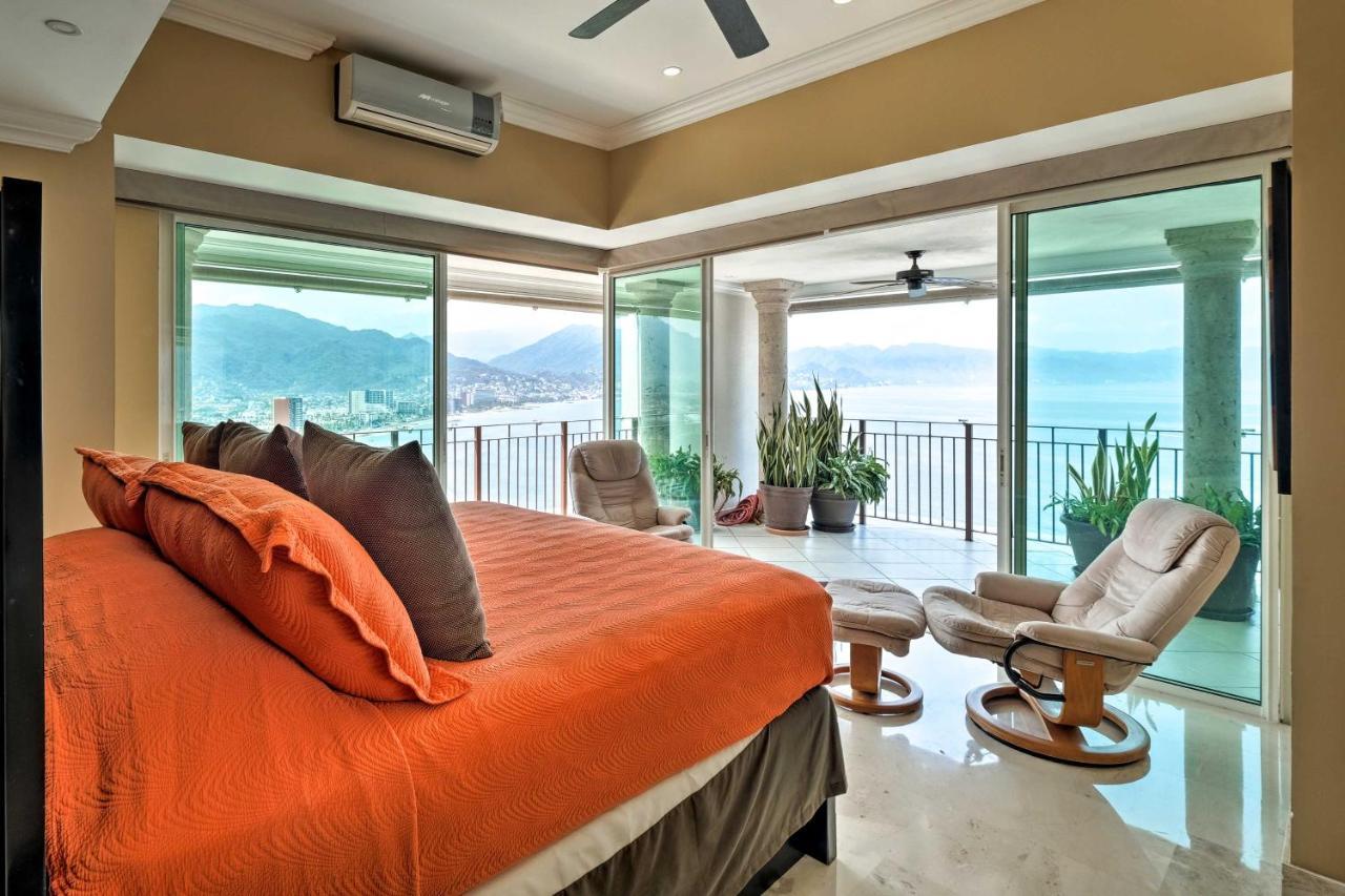 Apartamento Beachfront With Wraparound Balcony!