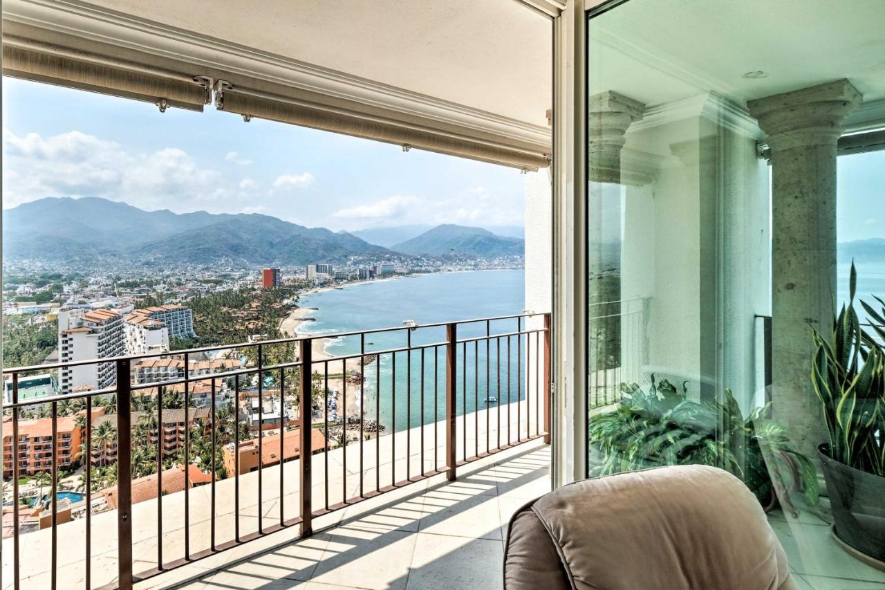 Beachfront With Wraparound Balcony! *