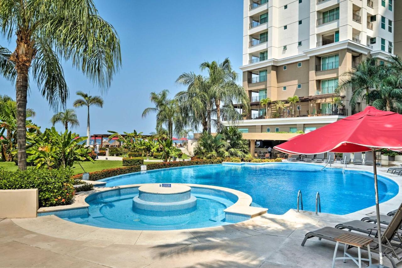 Apartamento Beachfront With Wraparound Balcony! *