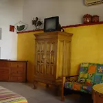 La Terraza Inn