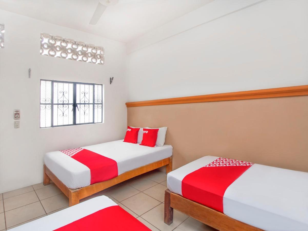 Hotel Oyo Bernal 2*