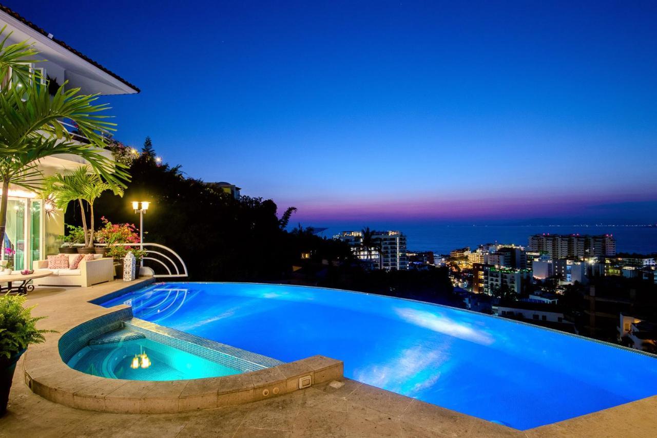 Villa Luxury Rental, Casa Yvonneka Puerto Vallarta