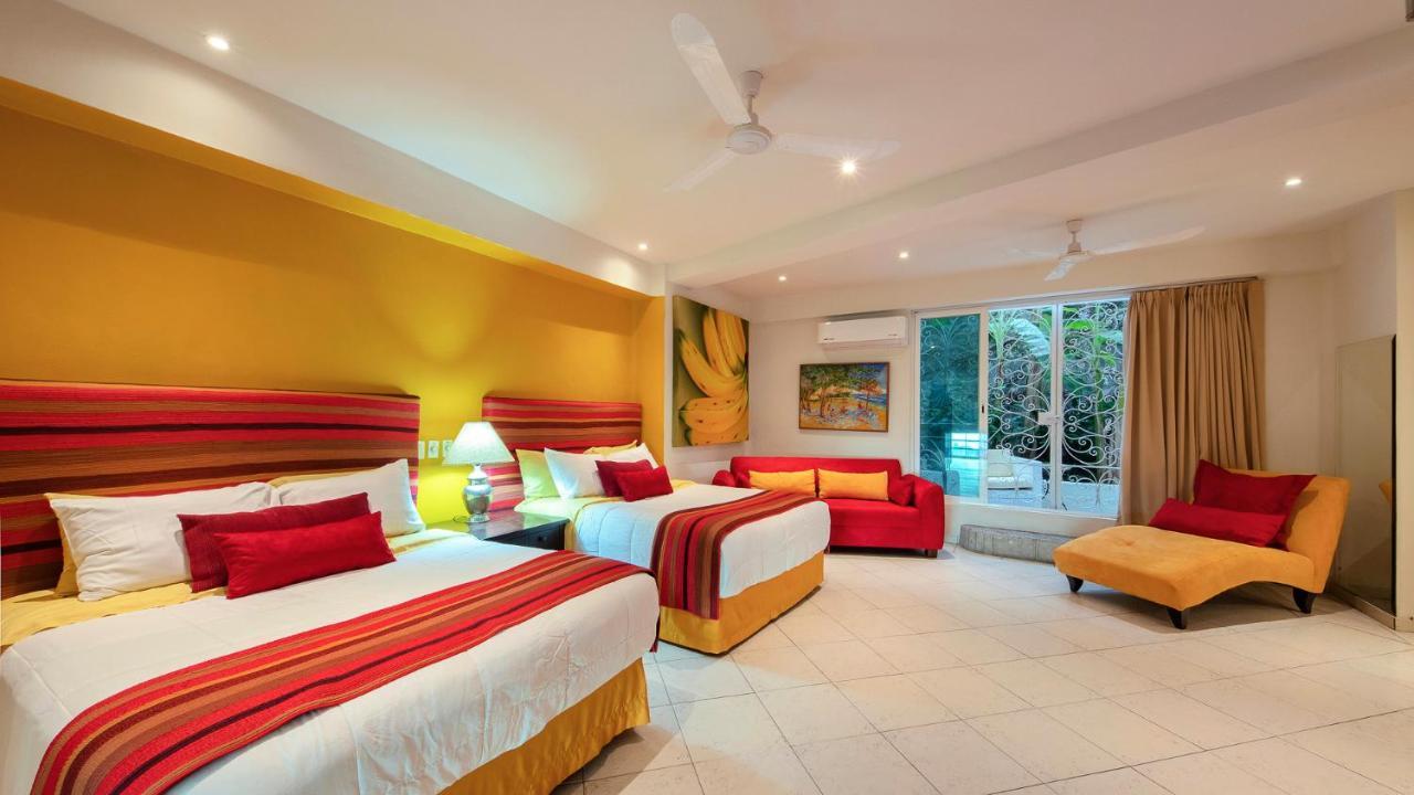 Luxury Rental, Casa Yvonneka Villa *