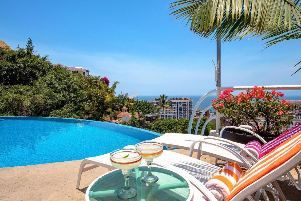 Luxury Rental, Casa Yvonneka Villa Puerto Vallarta