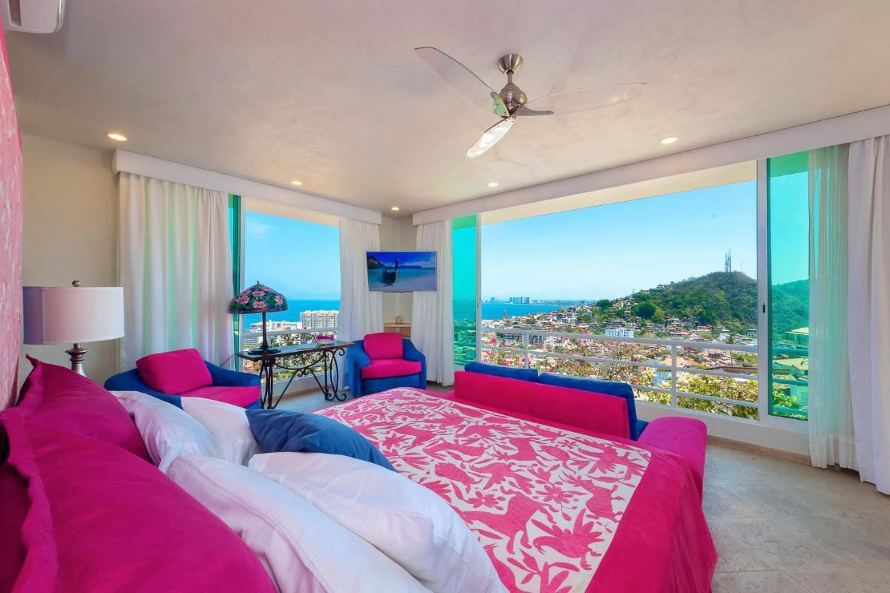 Luxury Rental, Casa Yvonneka Villa *