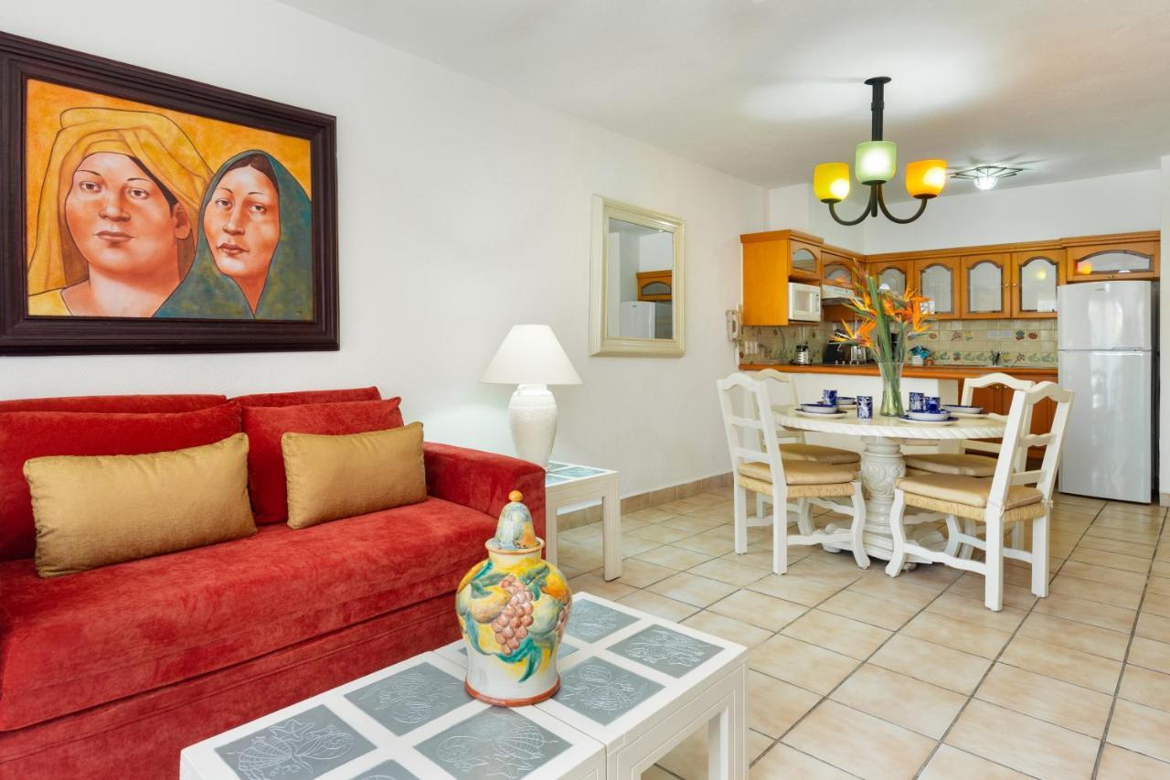 Hotel Mexican Experience By Del Palmar Vallarta 4*