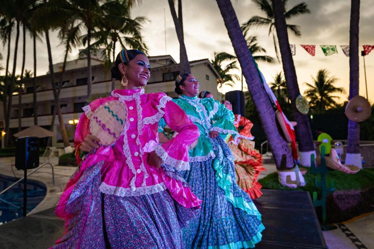 Mexican Experience By Del Palmar Vallarta