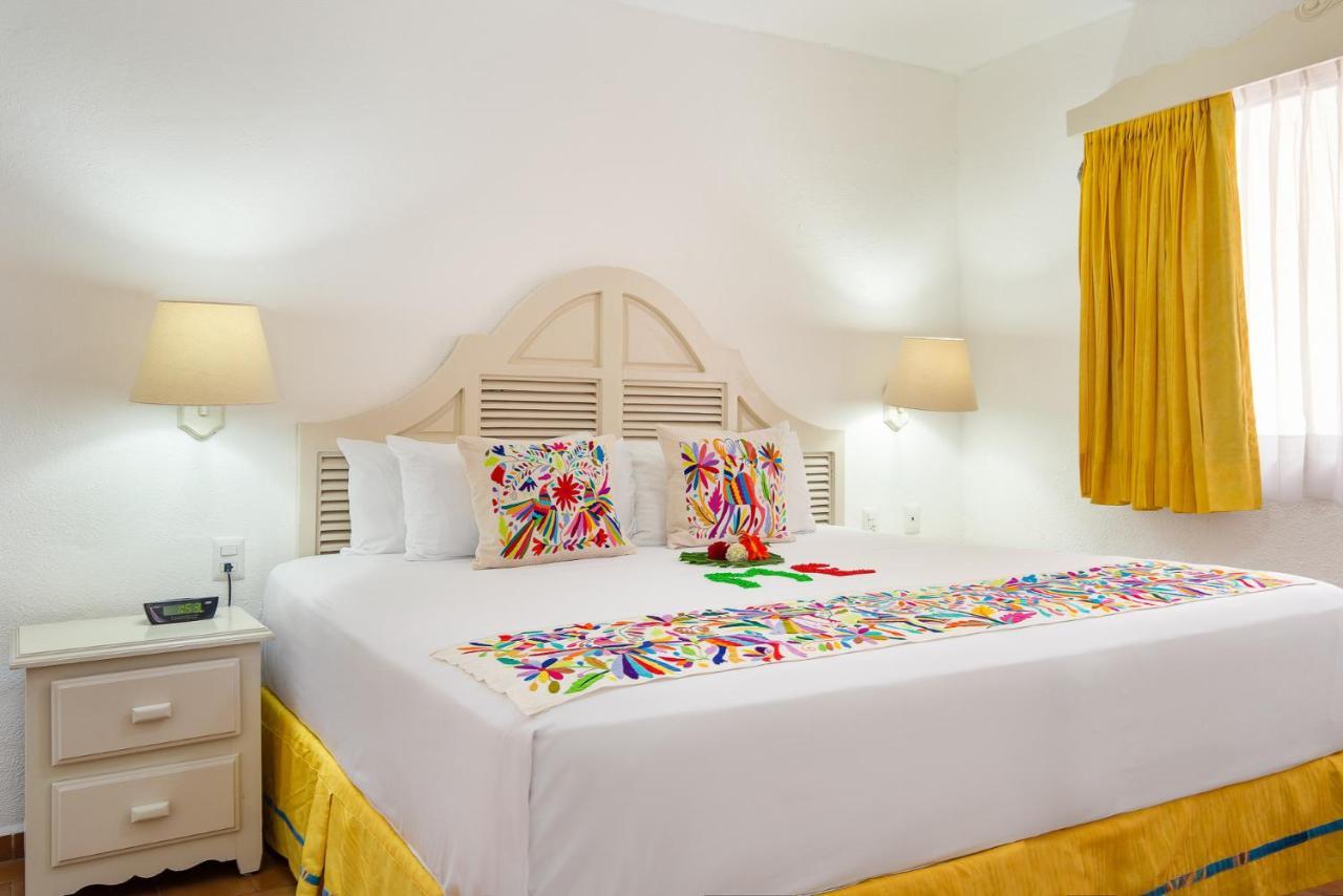 Hotel Mexican Experience By Del Palmar Vallarta 4*