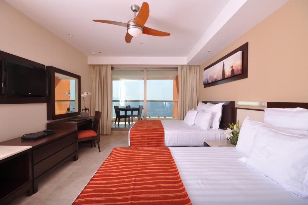 Sunset Plaza 5* Puerto Vallarta