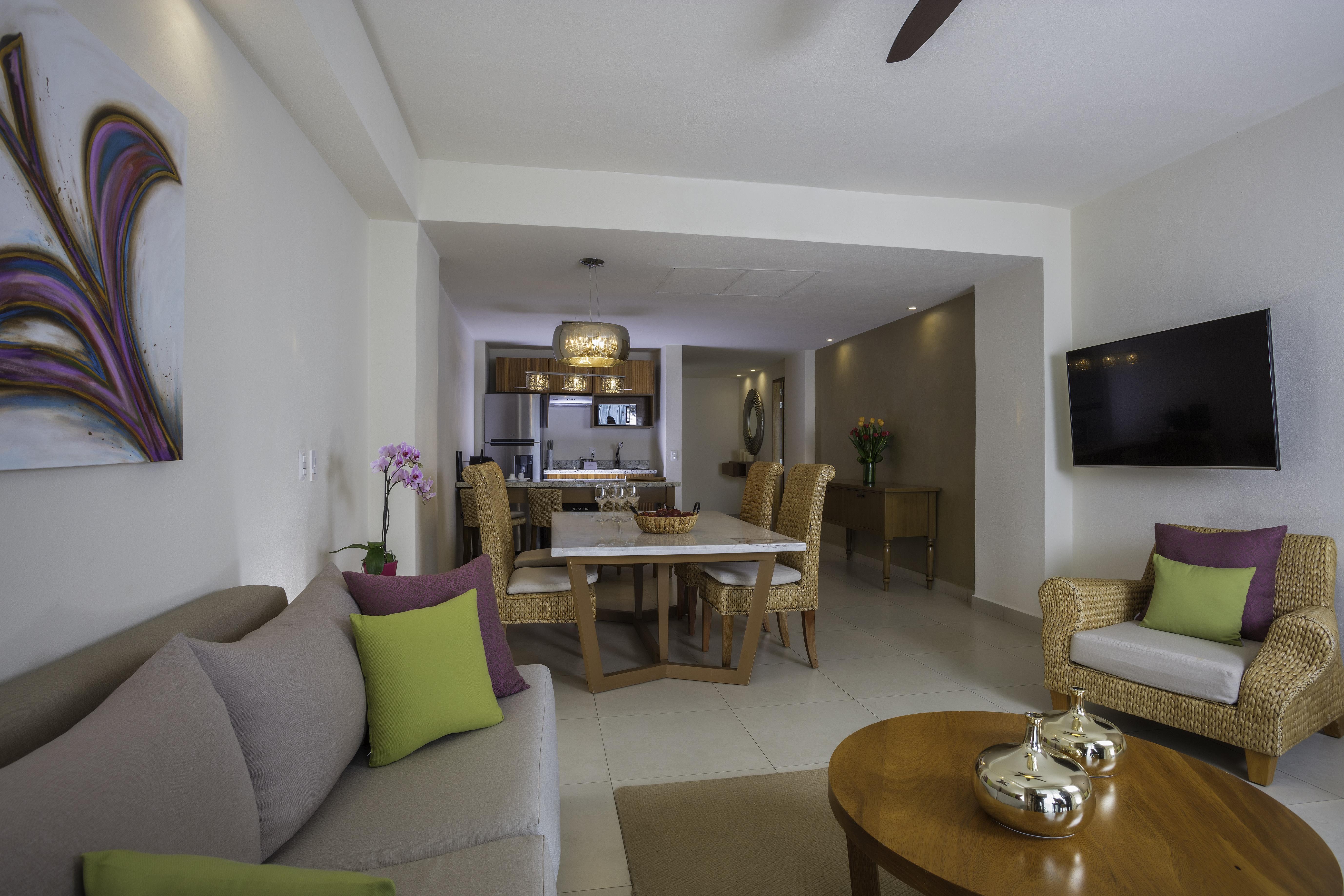 Almar Luxury Lgbt Experience By Mantamar Club (adults Only) Resort Puerto Vallarta