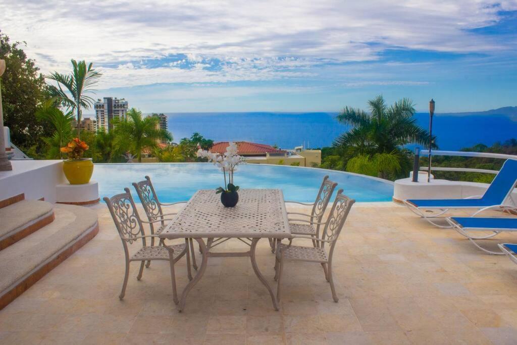 Villa Mozzafiato Private With Full Staff And Heated Pool Puerto Vallarta