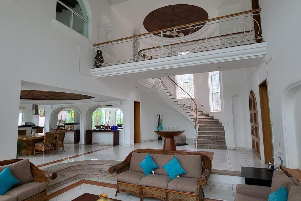 Martha Garza Blanca - Heated Pool, Chef & Full Staff Included Villa Puerto Vallarta