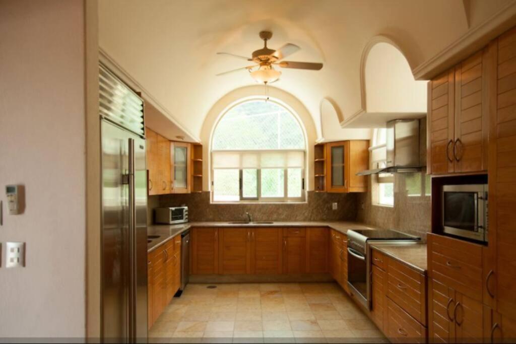 Mozzafiato Private With Full Staff And Heated Pool Villa Puerto Vallarta