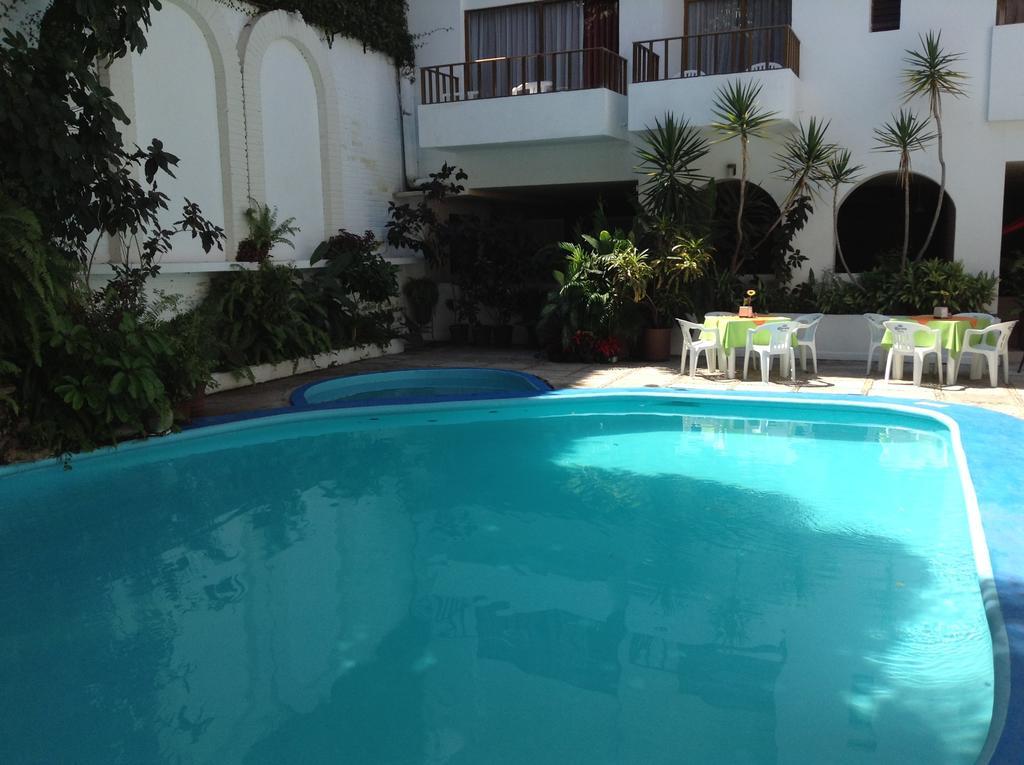 Hotel Torre De Oro