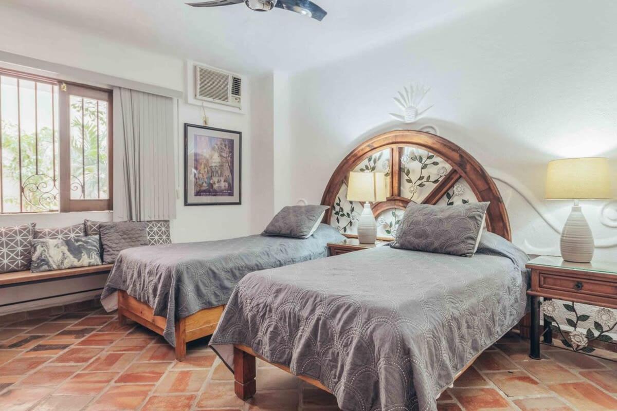 Apartamento Ocean View 2br Condo-balcony-beach-pool *