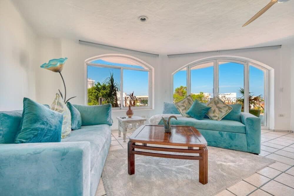 Apartment Punta Diamante 4 *