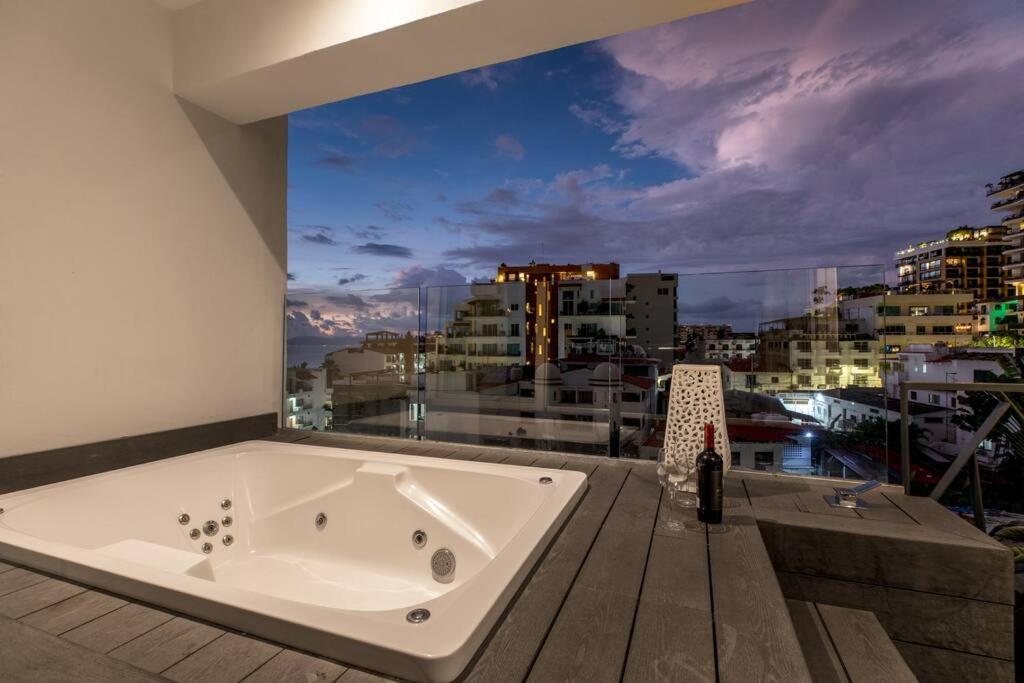 Dterrace Luxe 2bd 2ba Romantic Zone Muertos And Pier Apartamento