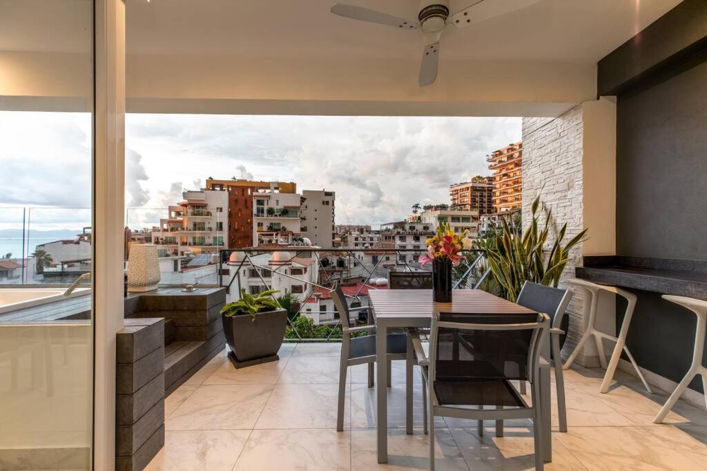 Dterrace Luxe 2bd 2ba Romantic Zone Muertos And Pier Apartamento *