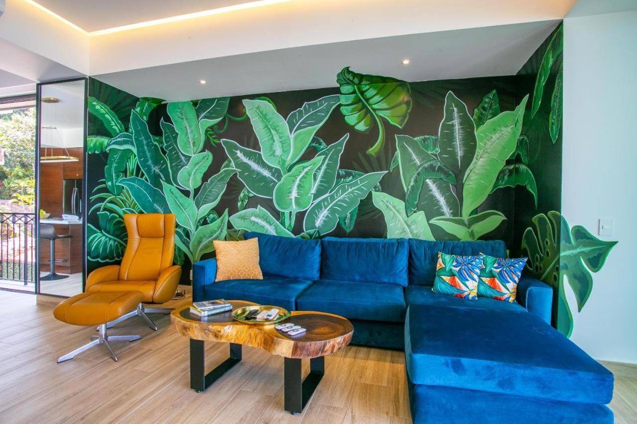 Swanky Conchas Chinas Condo, Ocean & Jungle Views Сasa de vacaciones