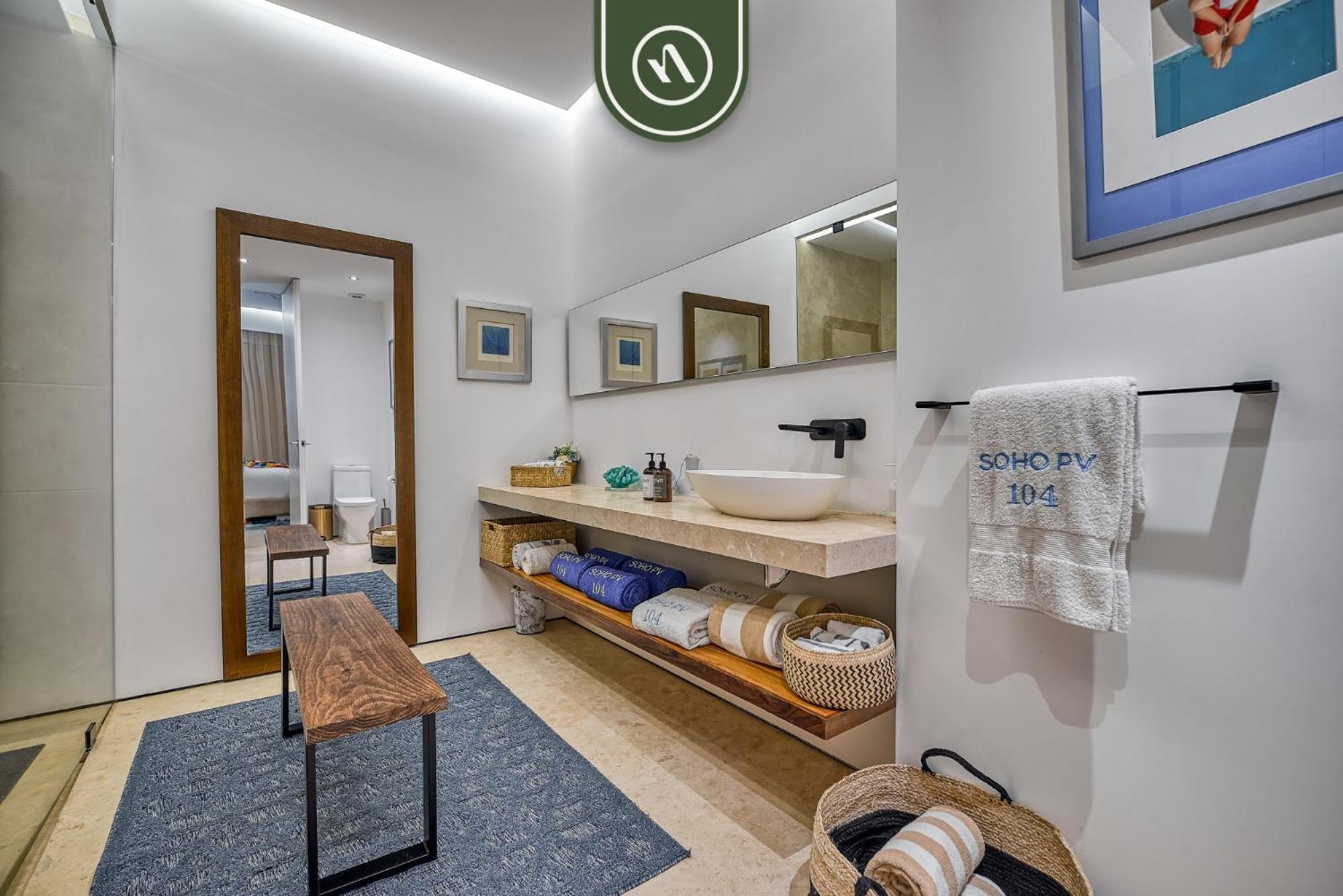With 2 Beds - Rooftop Pool * Puerto Vallarta