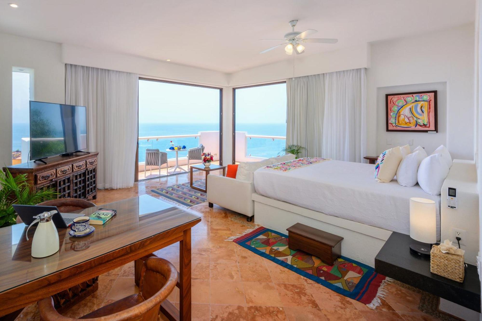 Divina Luxury Boutique - Adults Only 5*