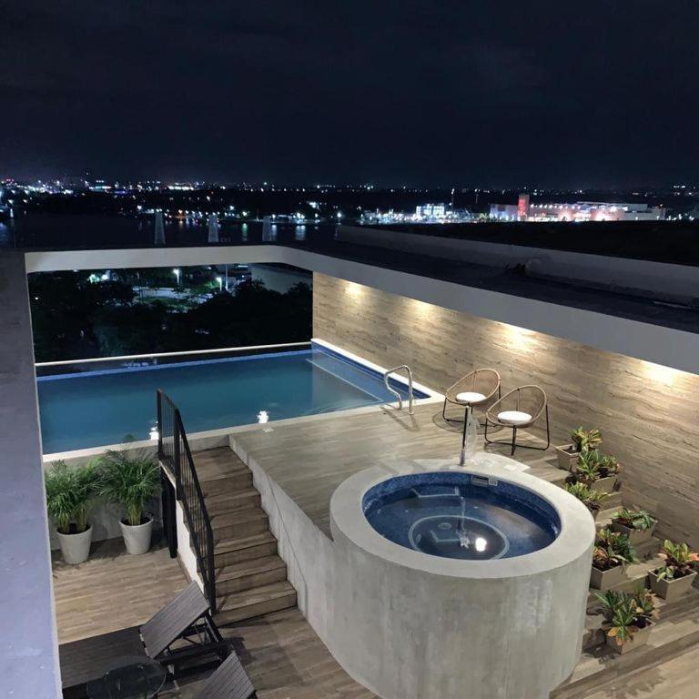 New Roof Pool Hot Tub Lounge Playa De Oro View