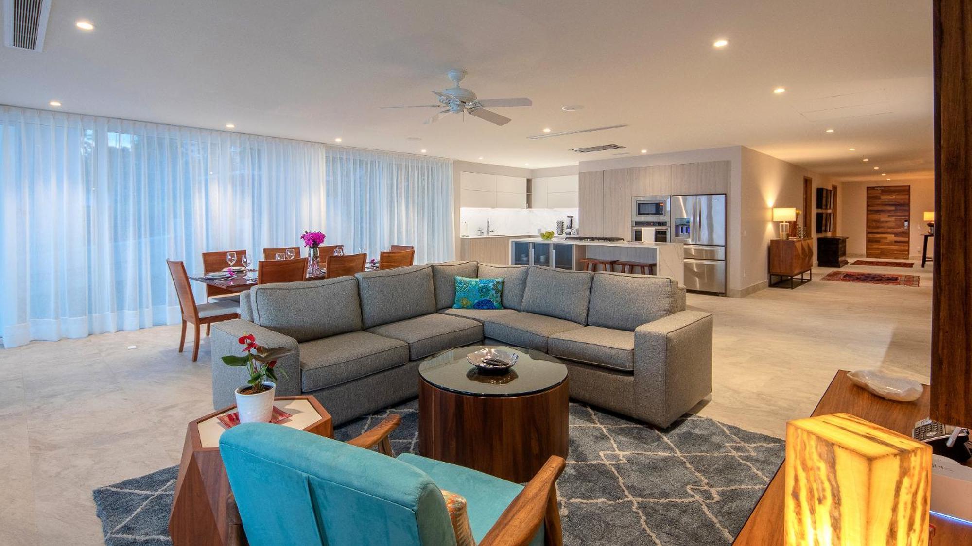 Apartamento 4 Bedroom Casa Indah Is A Gorgeous New 3400 Sf