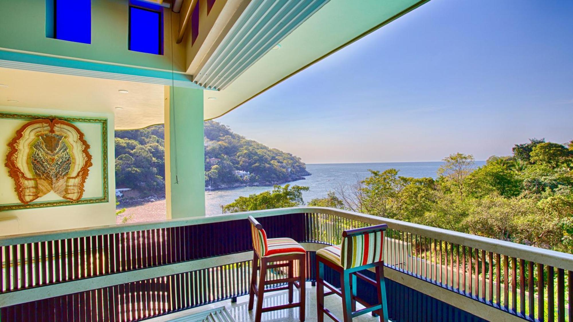 Luxury Ocean Frontage Boutique Puerto Vallarta