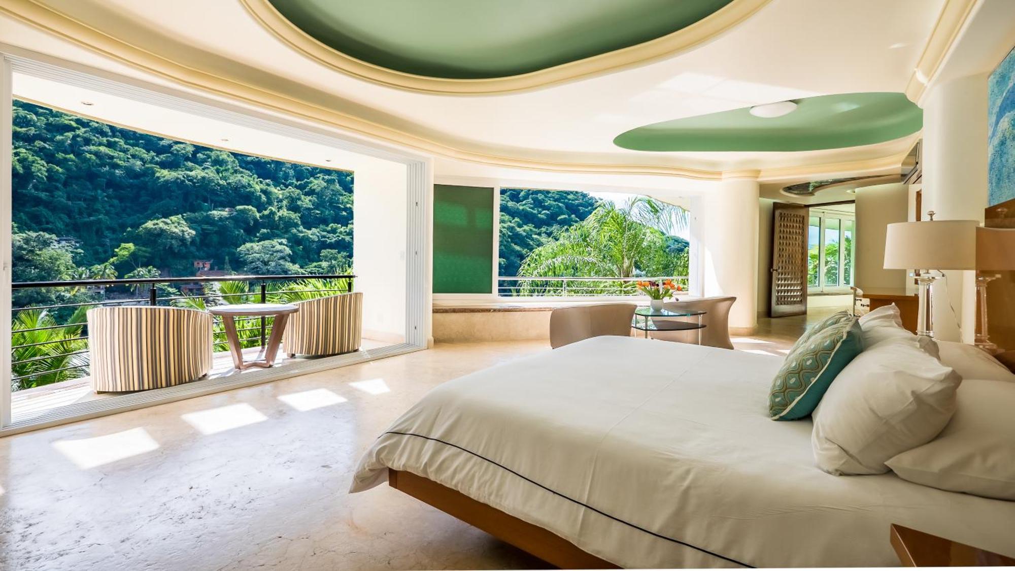 Luxury Ocean Frontage Boutique Hotel *