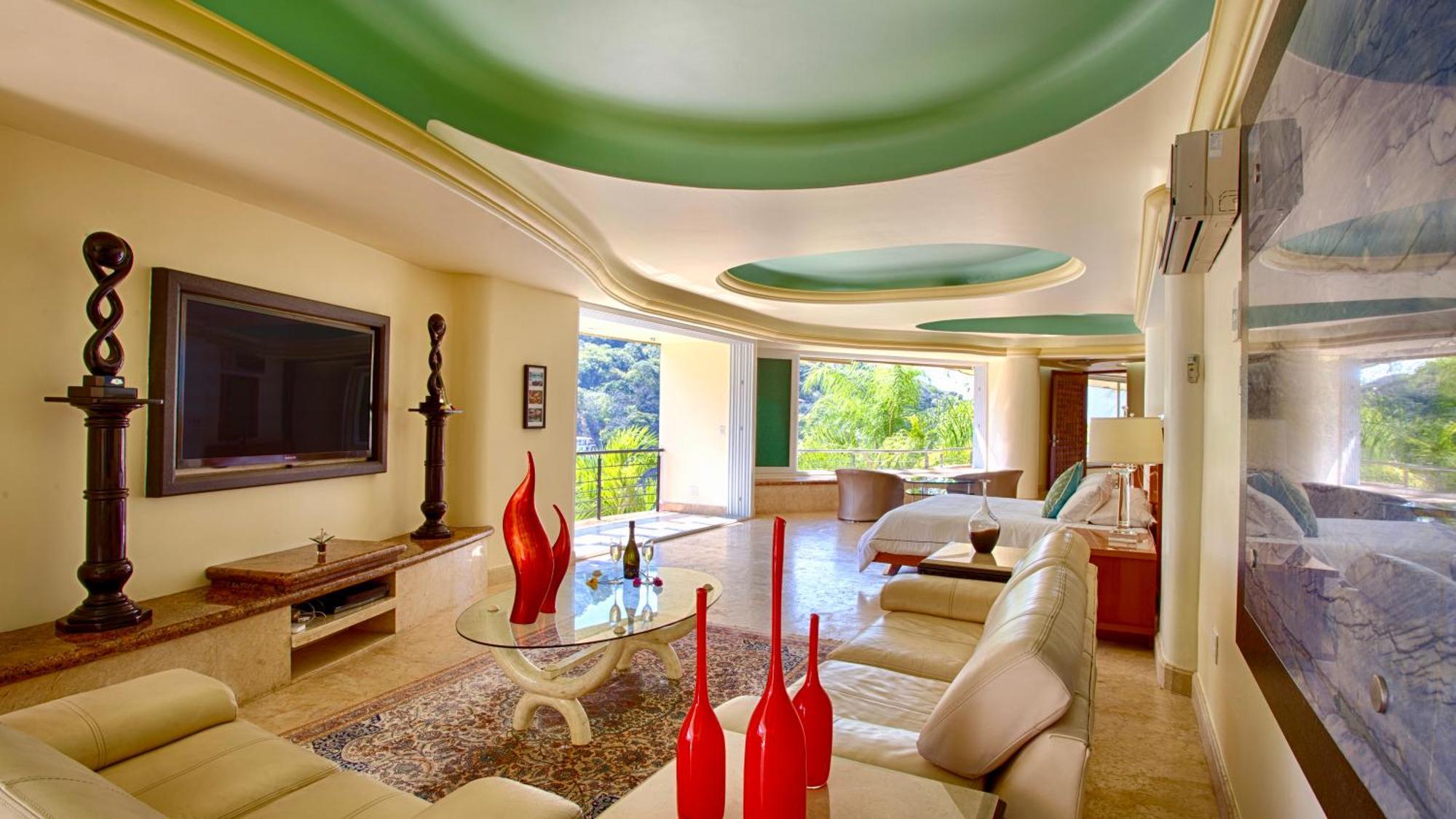 Luxury Ocean Frontage Boutique Puerto Vallarta