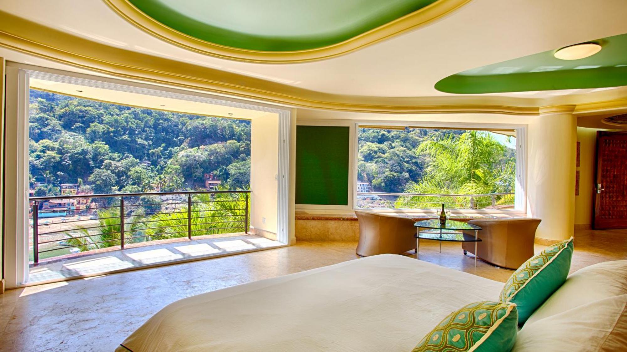 Hotel Luxury Ocean Frontage Boutique