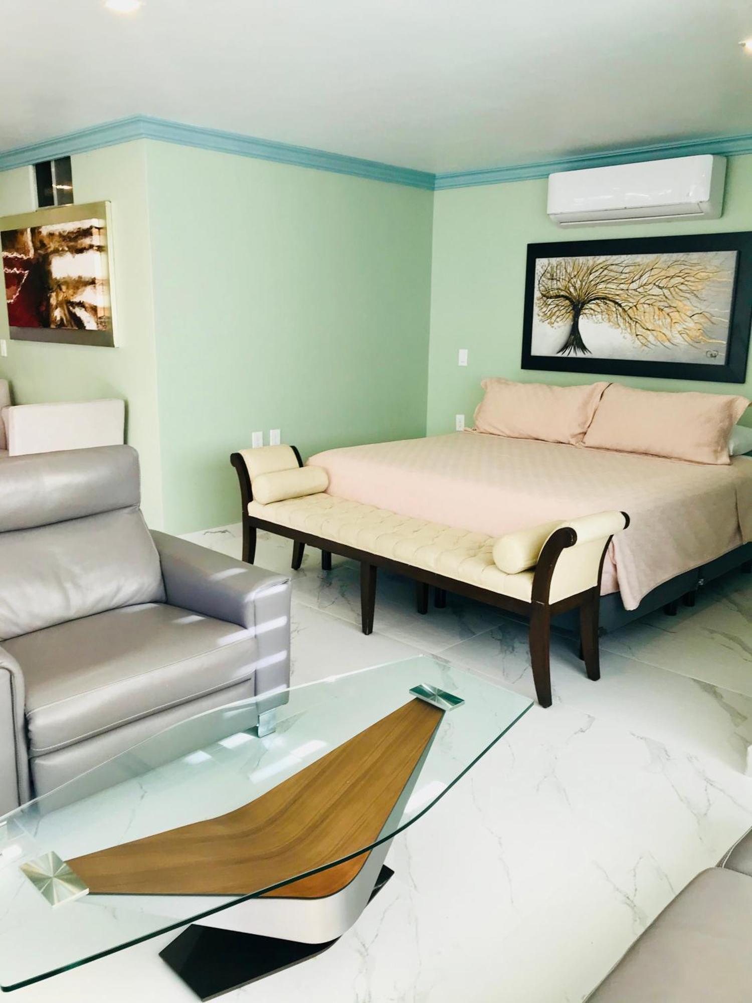 Hotel Luxury Ocean Frontage Boutique *