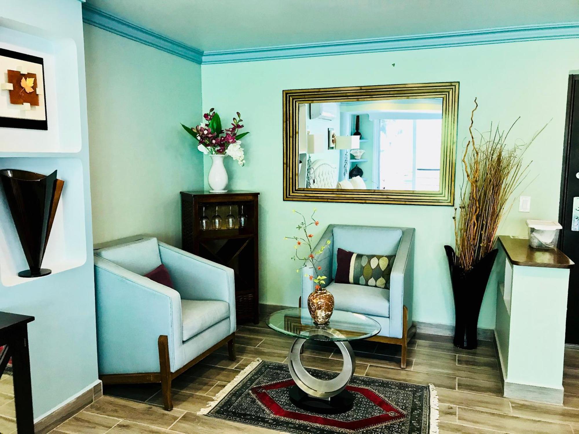 Luxury Ocean Frontage Boutique