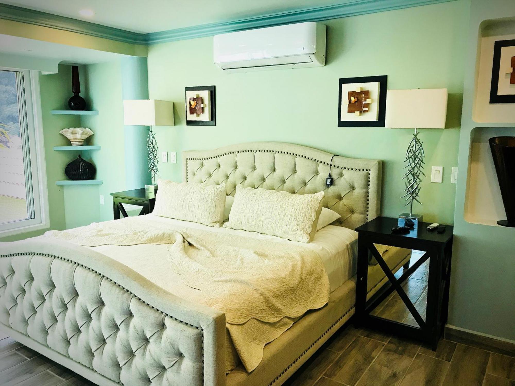 Hotel Luxury Ocean Frontage Boutique