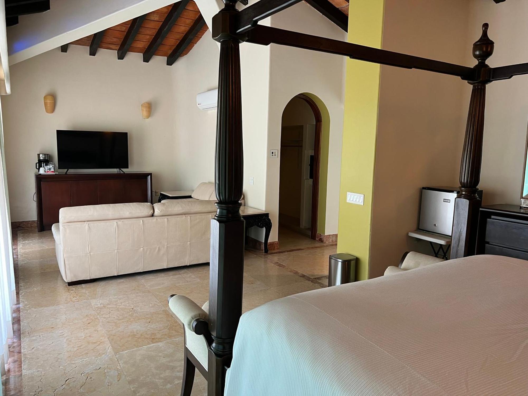 Luxury Ocean Frontage Boutique Puerto Vallarta