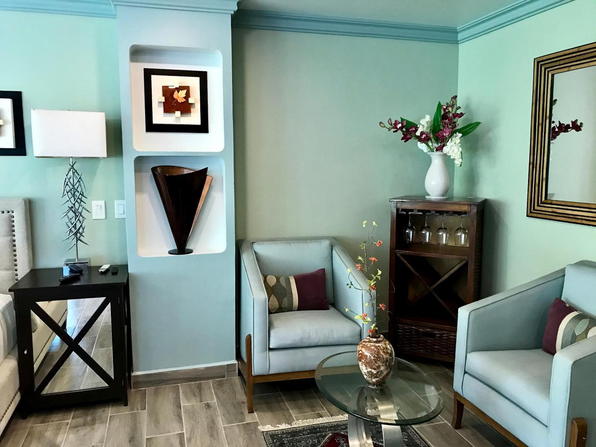 Hotel Luxury Ocean Frontage Boutique
