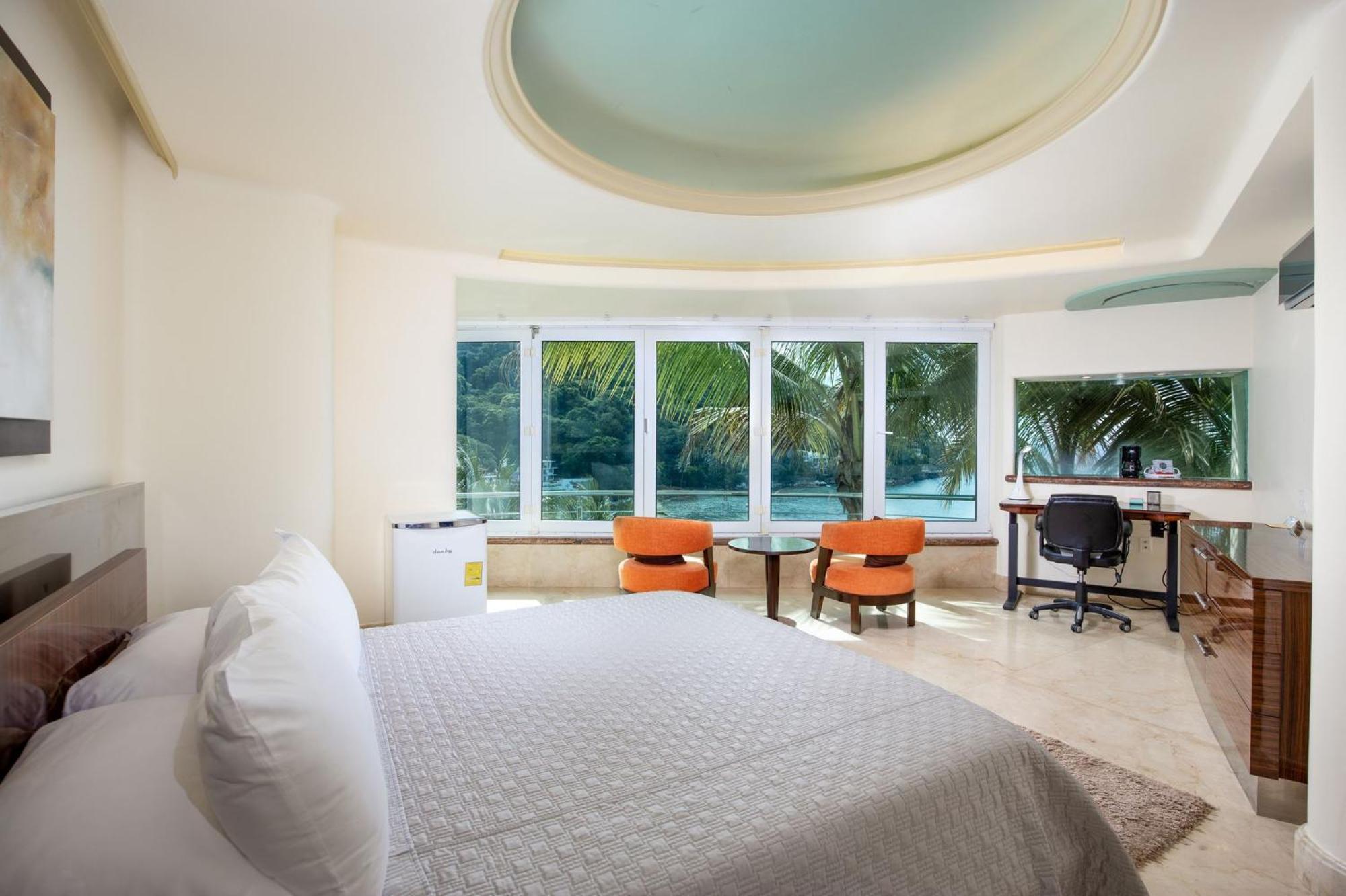 Luxury Frontage For Rent * Puerto Vallarta