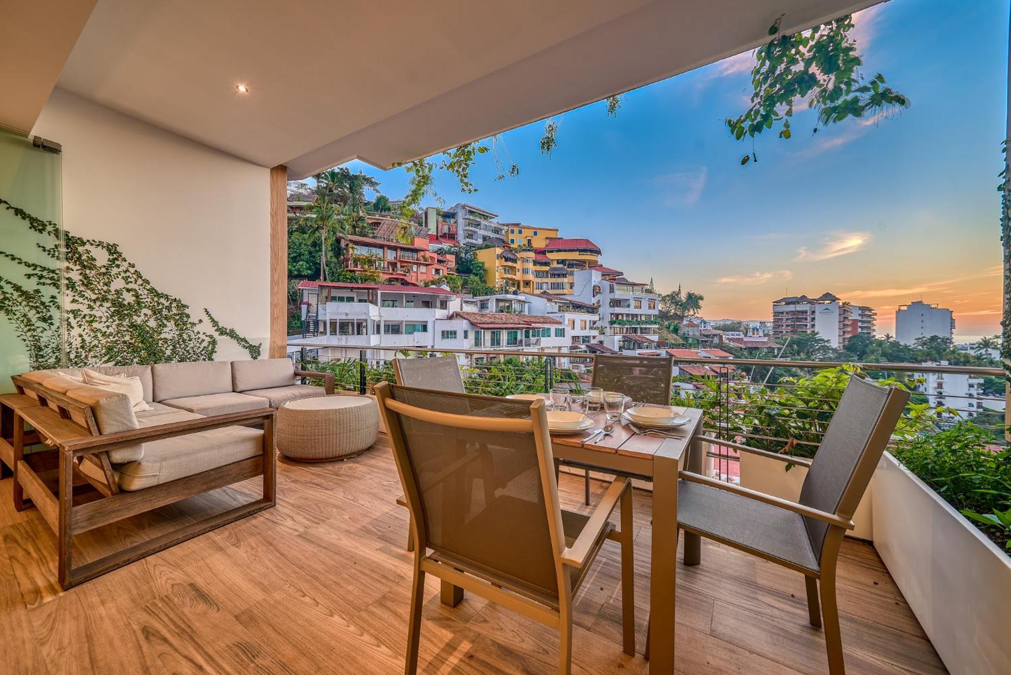 Ocean View Luxury - Walk To The Beach, Clubs And Restaurants Apartamento Puerto Vallarta