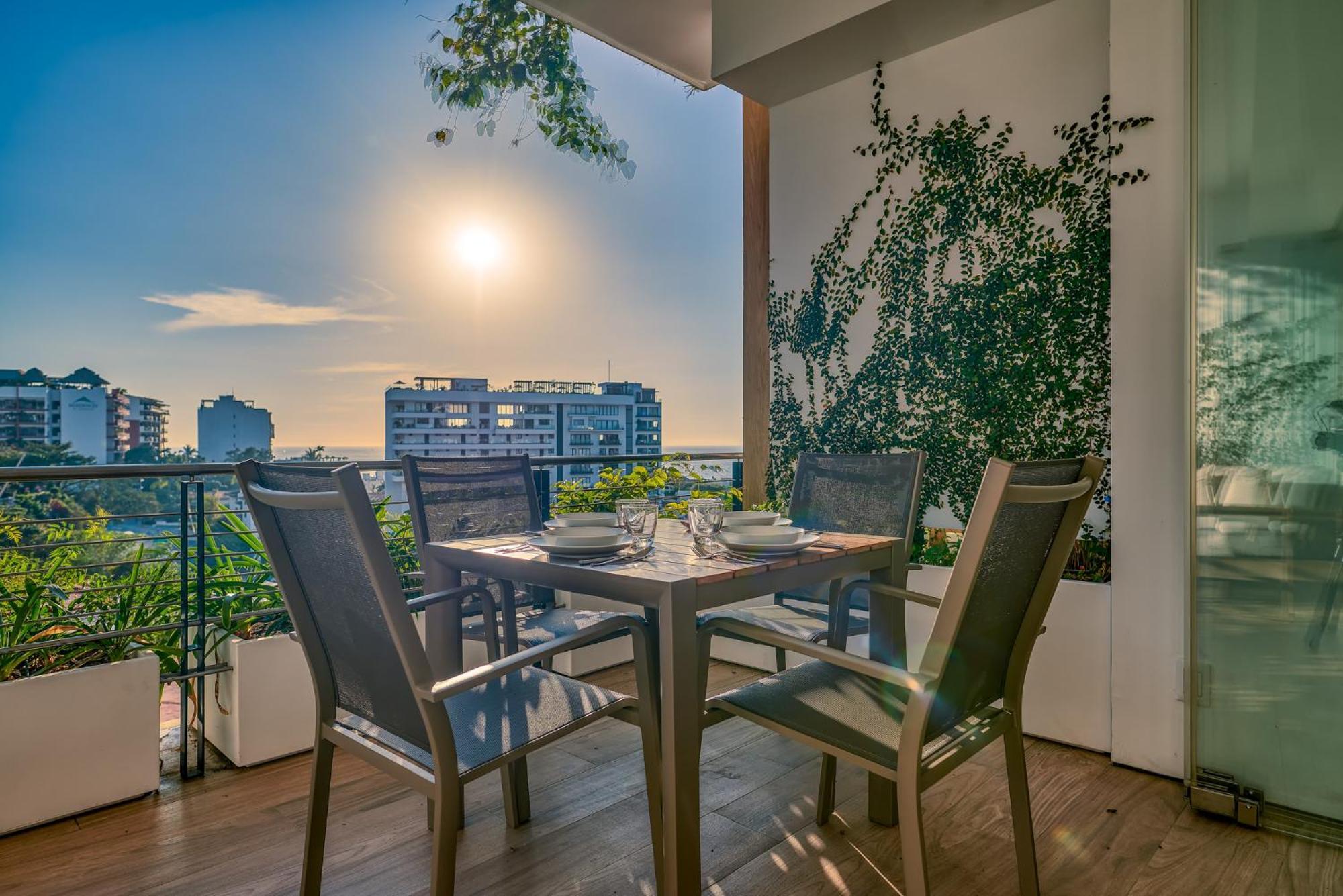 Apartamento Ocean View Luxury - Walk To The Beach, Clubs And Restaurants Puerto Vallarta