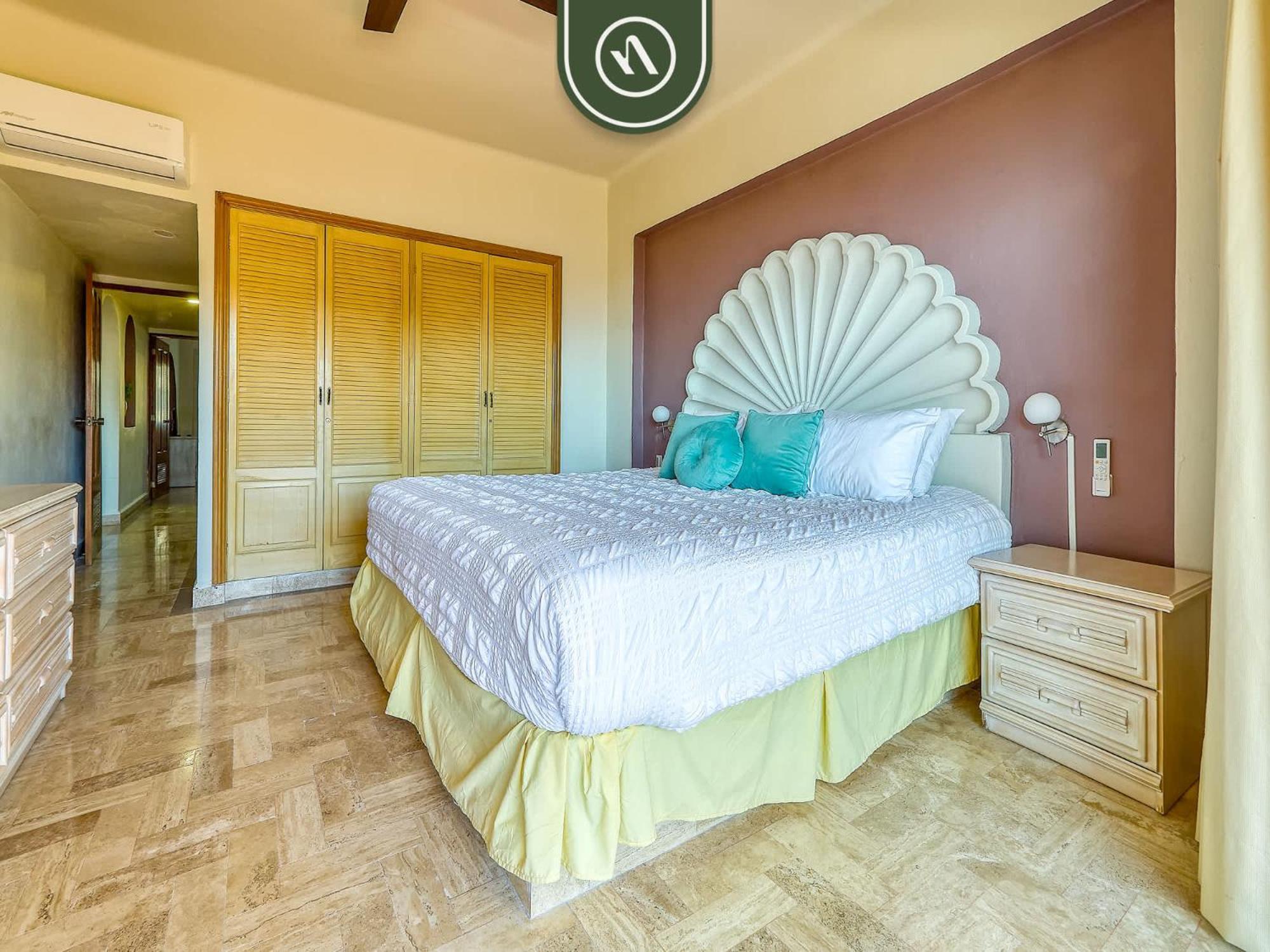 Beachfront 3 Bedroom With Pools - Beachclub Apartment *