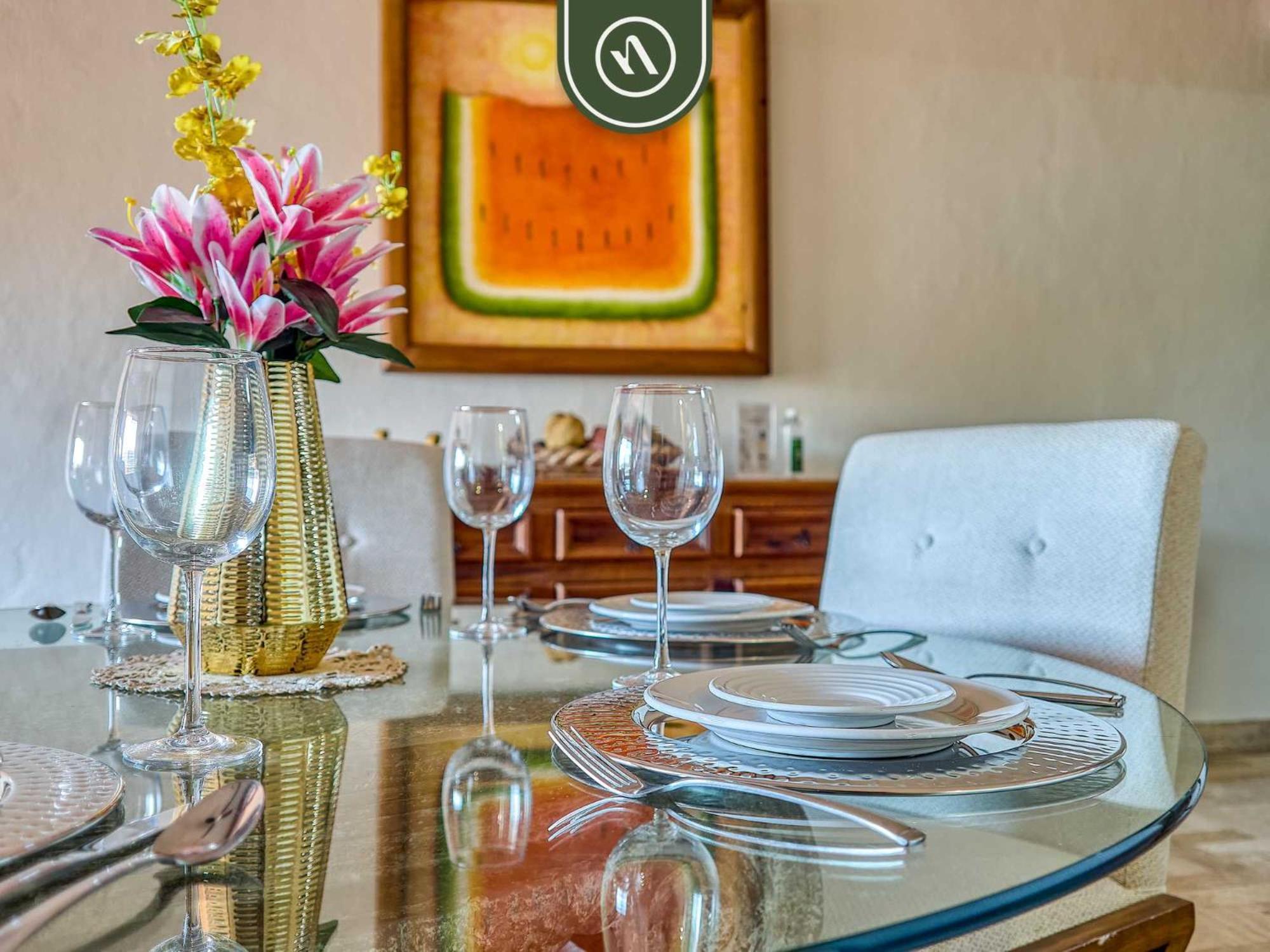 Beachfront 3 Bedroom With Pools - Beachclub Apartment Puerto Vallarta