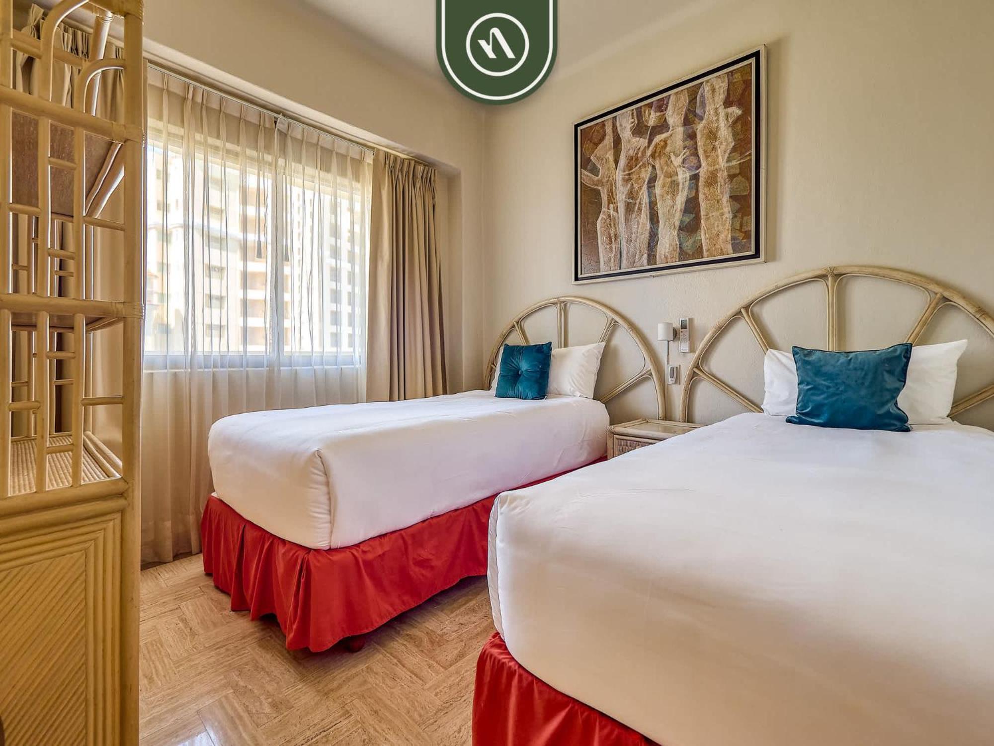 Beachfront 3 Bedroom With Pools - Beachclub Apartment Puerto Vallarta