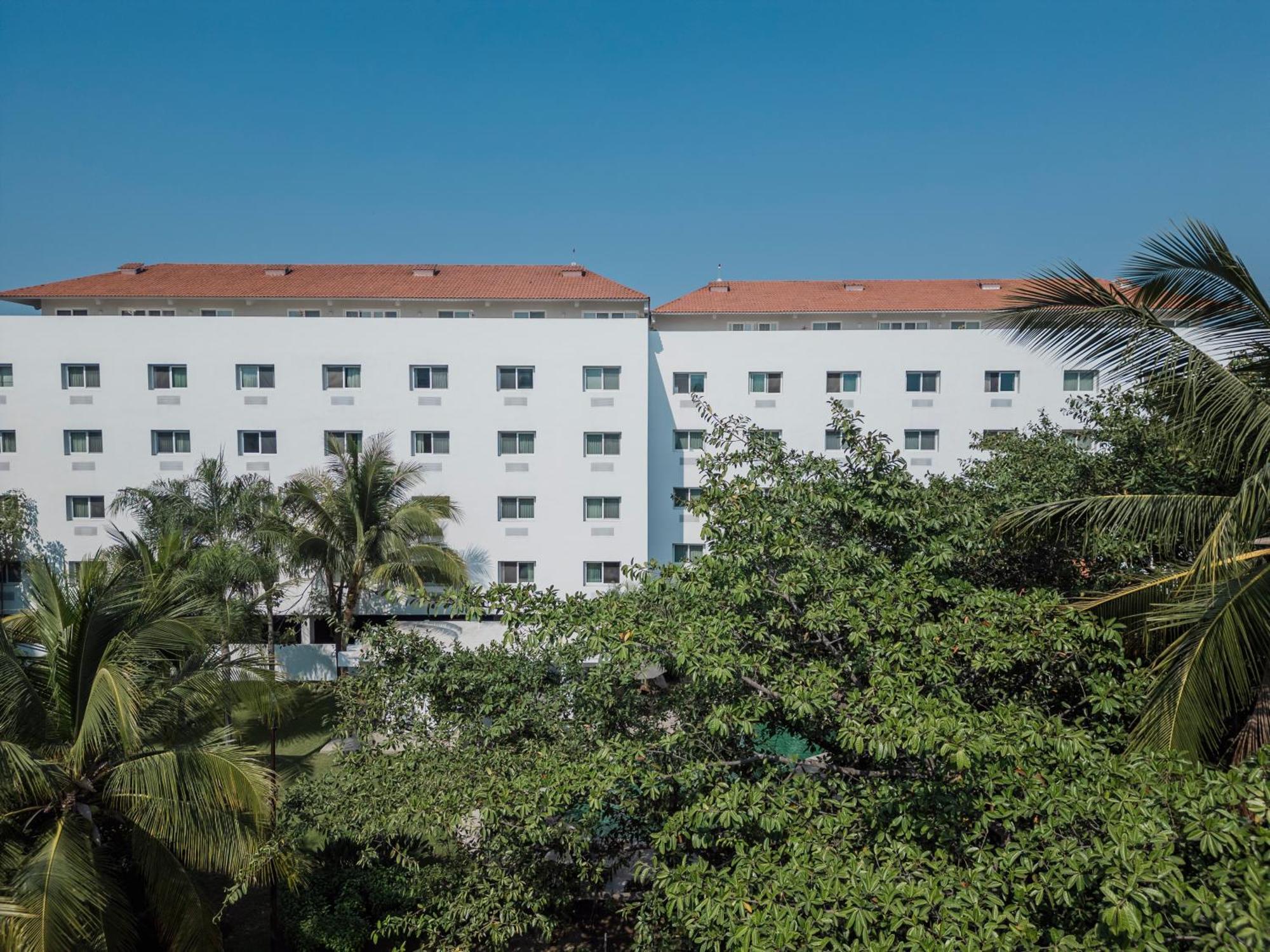 Comfort Inn 4*