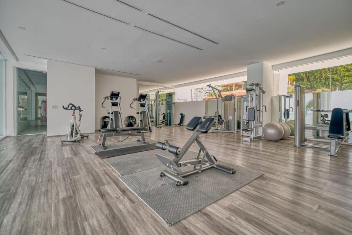 Luxury 1br With View - Jacuzzi - King Bed Apartment *